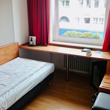 Hotel Novostar كاسيل المظهر الخارجي الصورة